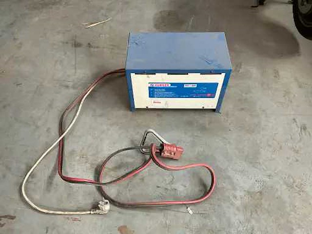2004 nilfisk sr1100 veegmachines, zelfrijdend - afbeelding 5 van  13