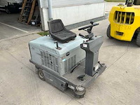 2004 nilfisk sr1100 veegmachines, zelfrijdend - afbeelding 11 van  13