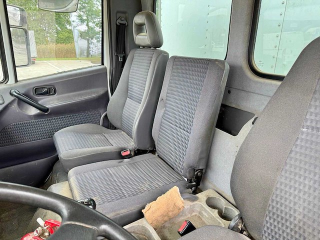 2004 nissan atleon vrachtwagen - afbeelding 6 van  43