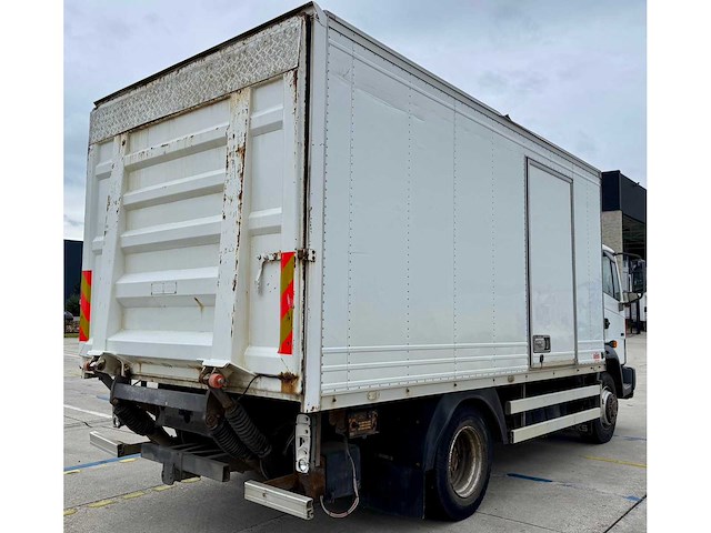 2004 nissan atleon vrachtwagen - afbeelding 39 van  43