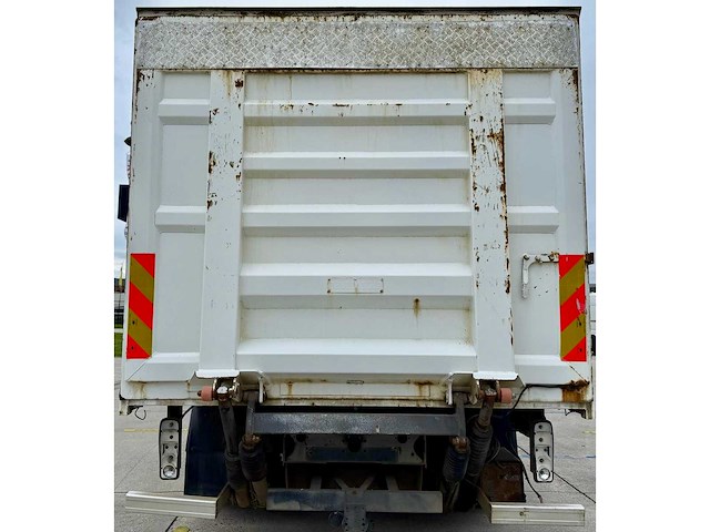 2004 nissan atleon vrachtwagen - afbeelding 40 van  43