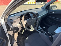 2004 opel astra - afbeelding 7 van  26
