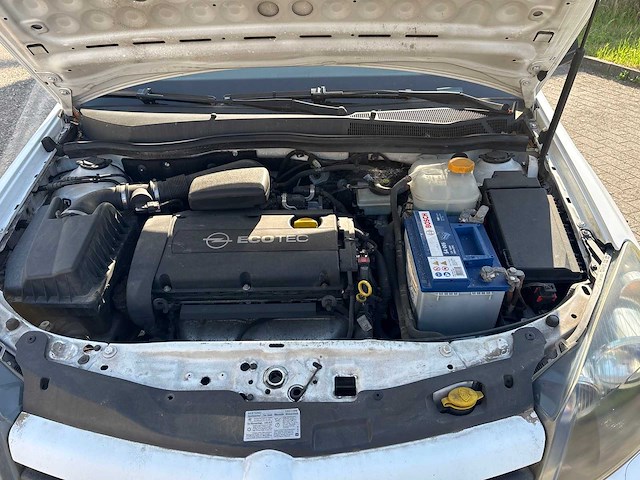 2004 opel astra - afbeelding 14 van  26