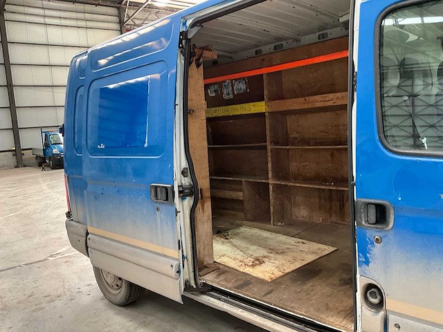2004 opel movano lichte vrachtwagen - afbeelding 4 van  9