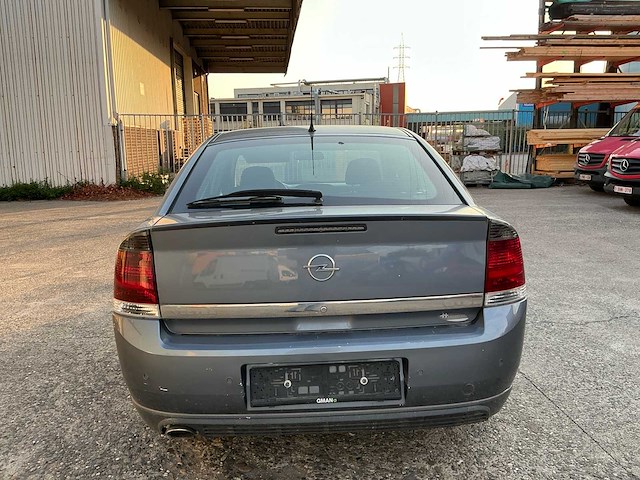 2004 opel vectra gts personenauto - afbeelding 12 van  14
