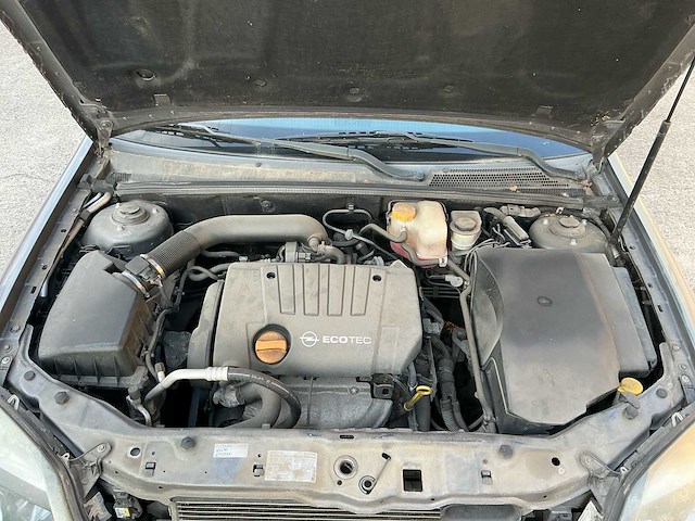 2004 opel vectra gts personenauto - afbeelding 16 van  28