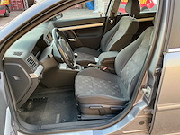 2004 opel vectra gts personenauto - afbeelding 28 van  28