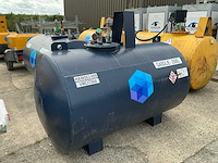 2004 opslagtank - afbeelding 1 van  4