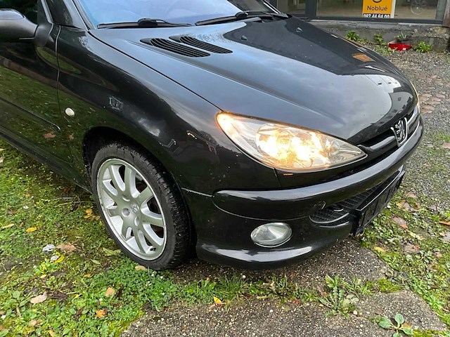 2004 peugeot 206cc auto - afbeelding 25 van  27