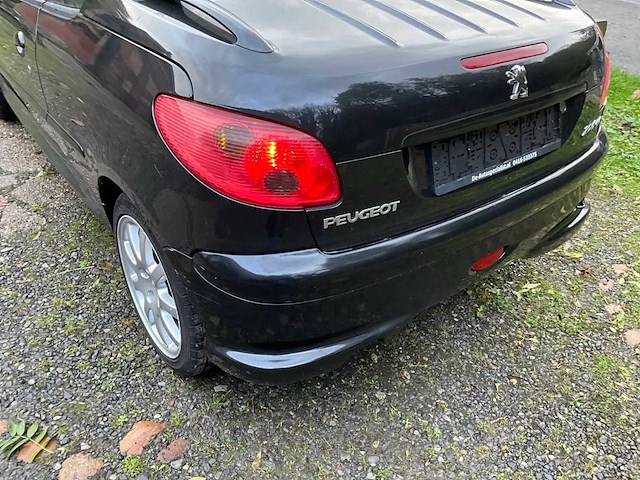 2004 peugeot 206cc auto - afbeelding 18 van  30