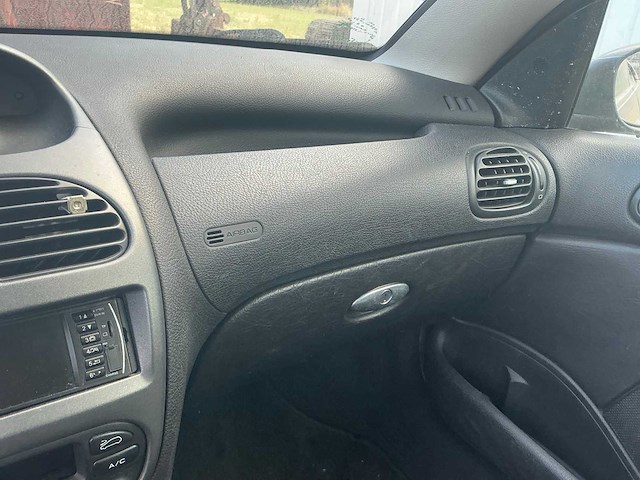 2004 peugeot 206cc personenauto - afbeelding 7 van  26
