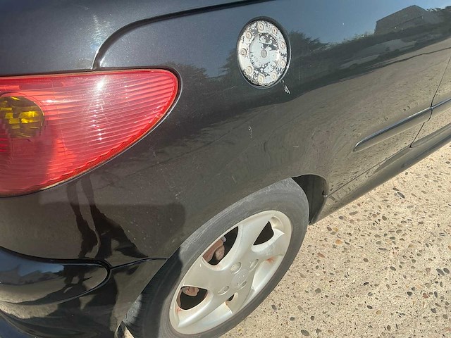 2004 peugeot 206cc personenauto - afbeelding 17 van  26