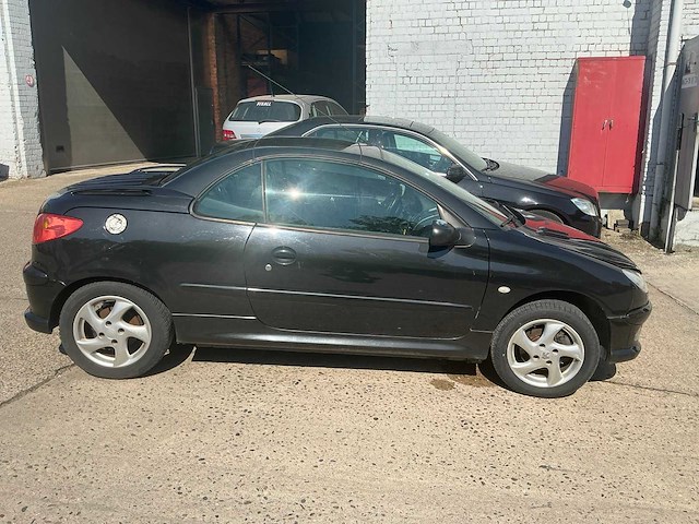 2004 peugeot 206cc personenauto - afbeelding 21 van  26