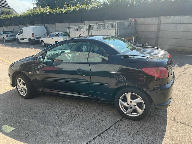 2004 peugeot 206cc personenauto - afbeelding 25 van  26