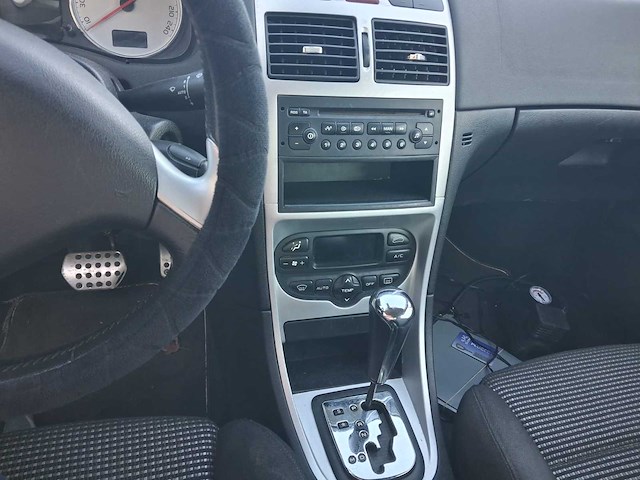 2004 peugeot 307 cabrio personenauto - afbeelding 19 van  19