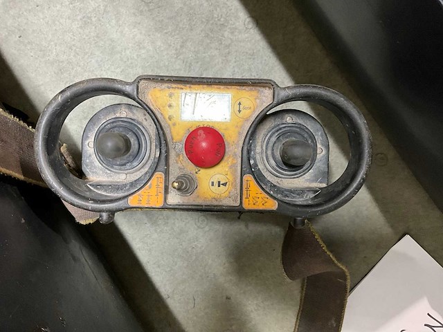 2004 potain igo28a torenkraan - afbeelding 24 van  25