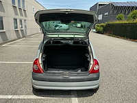 2004 renault clio personenauto - afbeelding 17 van  32