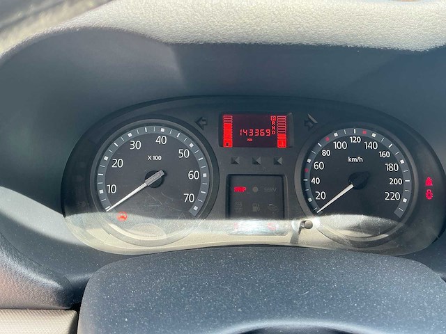 2004 renault clio personenauto - afbeelding 18 van  32