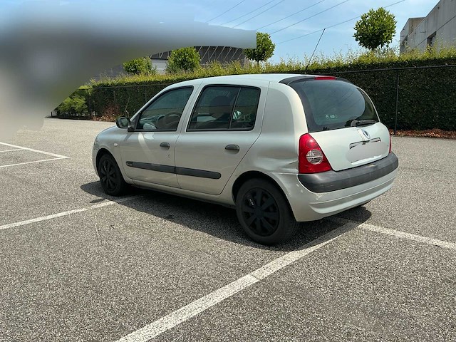 2004 renault clio personenauto - afbeelding 8 van  32
