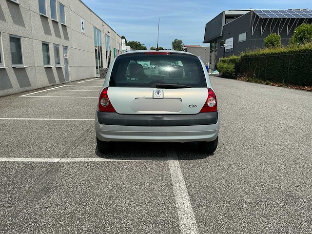 2004 renault clio personenauto - afbeelding 9 van  32
