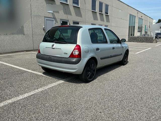 2004 renault clio personenauto - afbeelding 10 van  32
