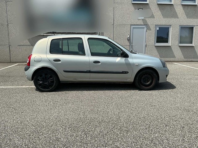 2004 renault clio personenauto - afbeelding 11 van  32