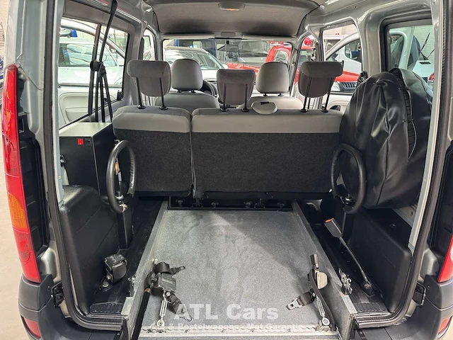 2004 renault kangoo - rolstoelvervoer - afbeelding 17 van  27
