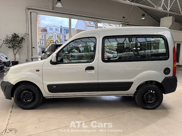 2004 renault kangoo - rolstoelvervoer - afbeelding 24 van  27