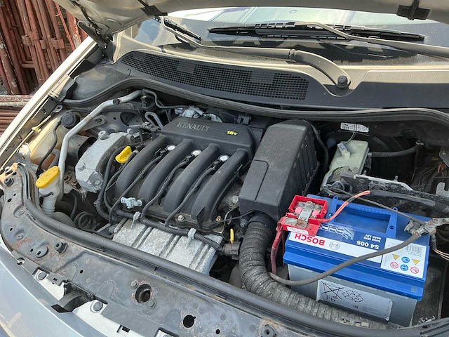 2004 renault megane - afbeelding 6 van  19
