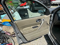 2004 renault megane - afbeelding 17 van  19