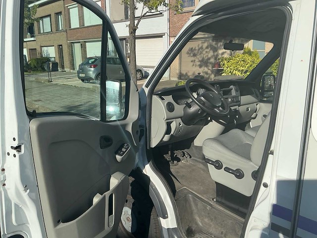 2004 renautl master personenauto - afbeelding 1 van  15