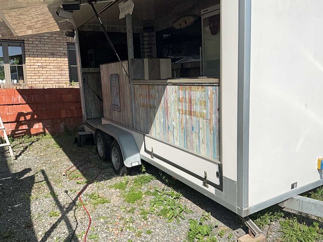 2004 saelens s3500d foodtruck - afbeelding 17 van  19