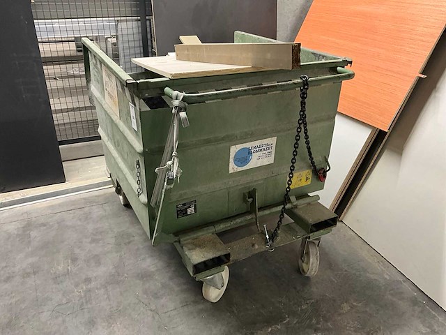 2004 sall lt750 afvalcontainer - afbeelding 2 van  4