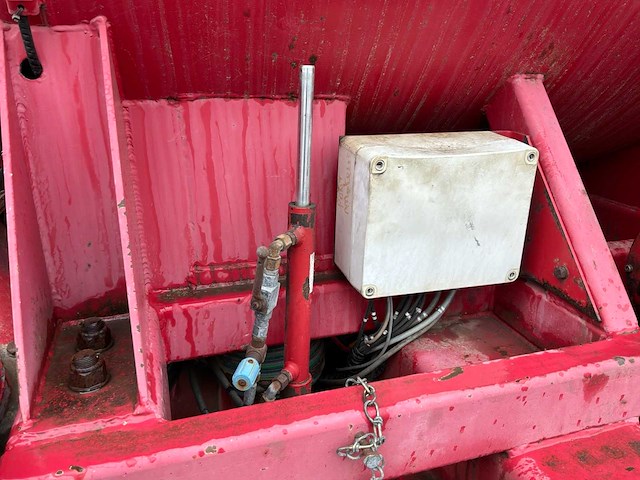 2004 schuitemaker slurry tanker - afbeelding 8 van  32