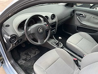 2004 seat ibiza personenauto - afbeelding 2 van  24