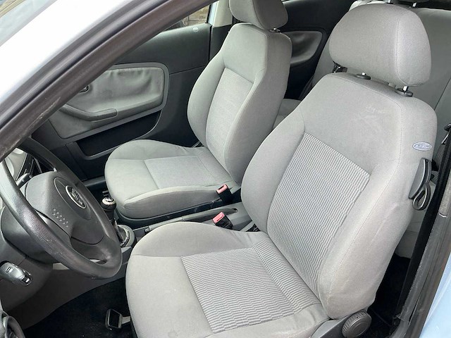 2004 seat ibiza personenauto - afbeelding 3 van  24