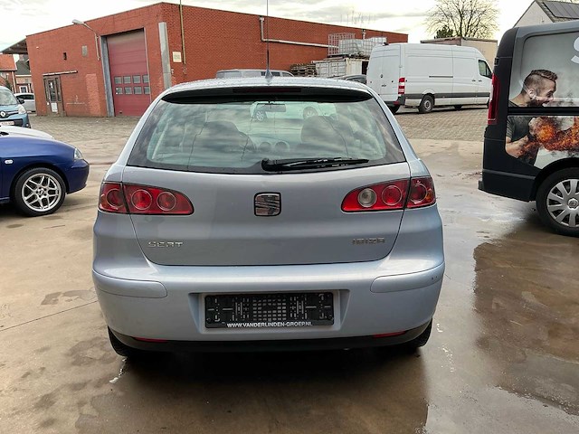 2004 seat ibiza personenauto - afbeelding 19 van  24