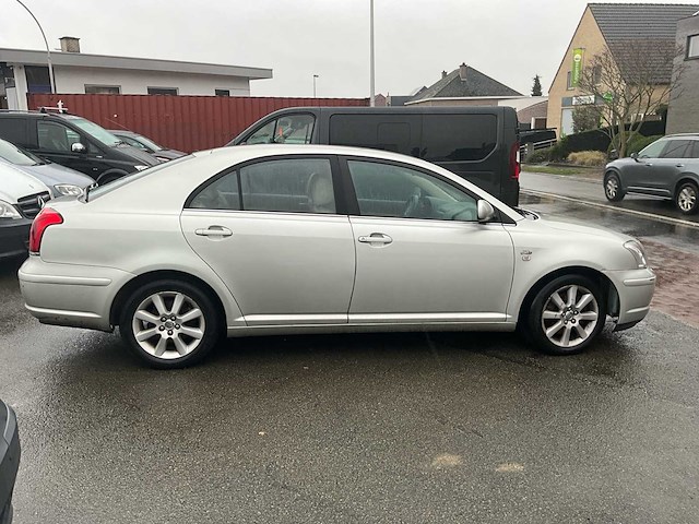 2004 toyota avensis personenauto - afbeelding 21 van  26
