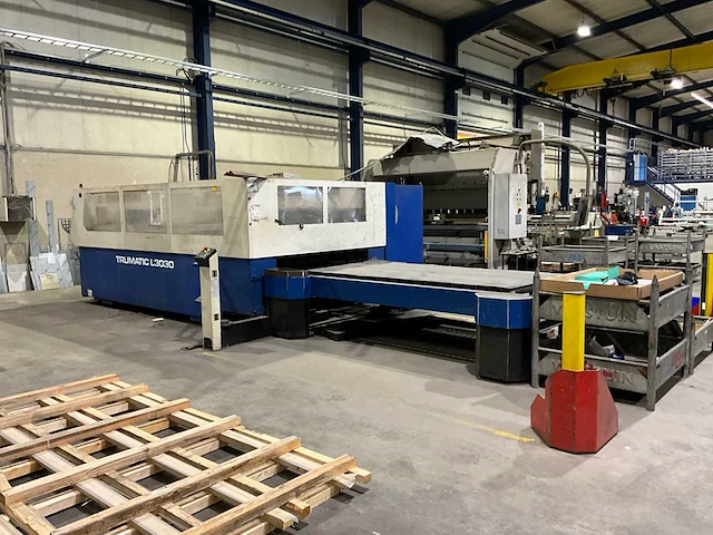 2004 trumatic l3030 lasersnijmachine - afbeelding 12 van  19