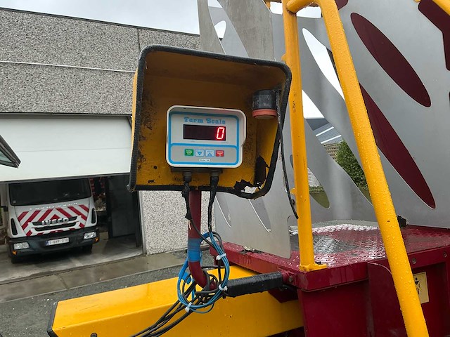 2004 unifas w120 voermengwagen - afbeelding 5 van  33