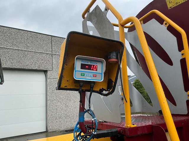 2004 unifas w120 voermengwagen - afbeelding 13 van  13