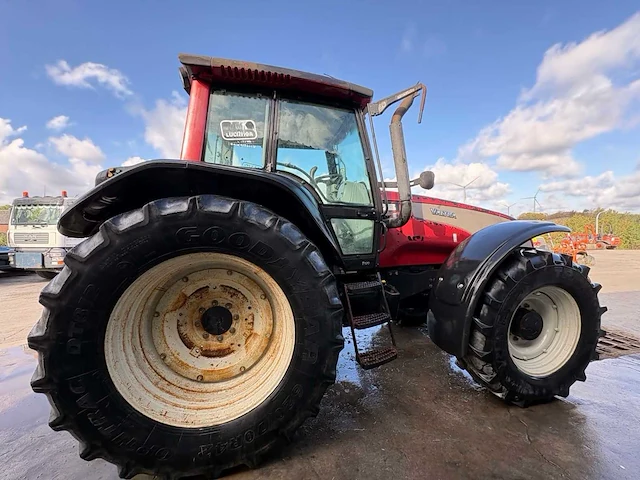 2004 valtra t170 4wd landbouwtractor - afbeelding 11 van  16