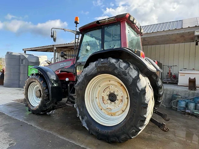 2004 valtra t170 4wd landbouwtractor - afbeelding 9 van  16