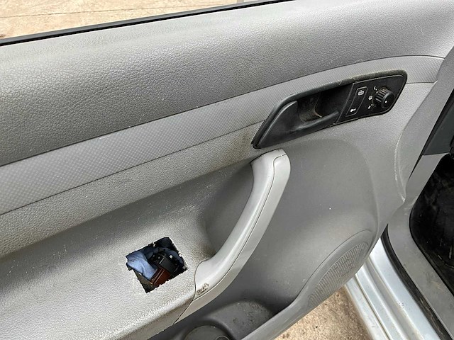 2004 volkswagen caddy personenauto - afbeelding 2 van  25