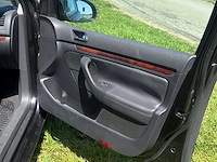 2004 volkswagen golf 1k auto - afbeelding 14 van  27