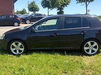 2004 volkswagen golf 1k auto - afbeelding 12 van  27