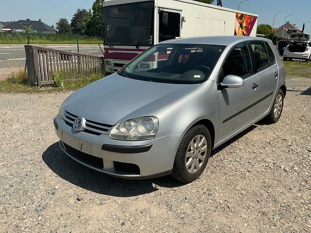 2004 volkswagen golf 5 personenauto - afbeelding 1 van  33