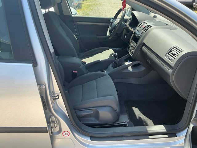 2004 volkswagen golf 5 personenauto - afbeelding 20 van  33