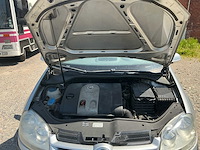 2004 volkswagen golf 5 personenauto - afbeelding 21 van  33