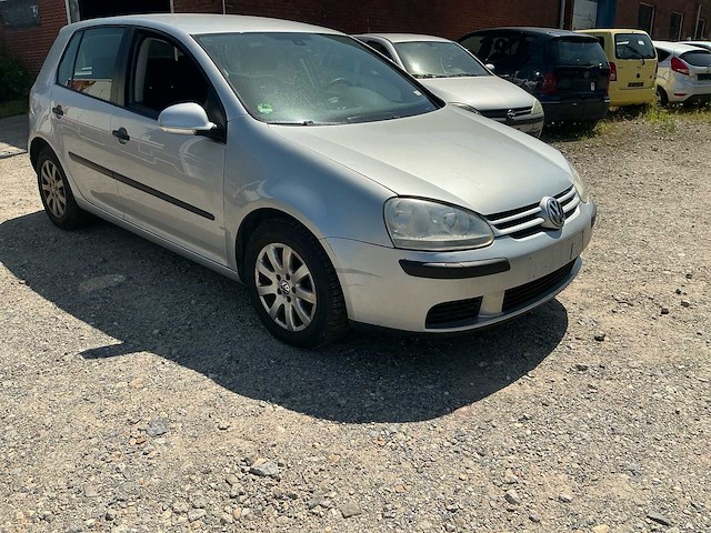 2004 volkswagen golf 5 personenauto - afbeelding 31 van  33